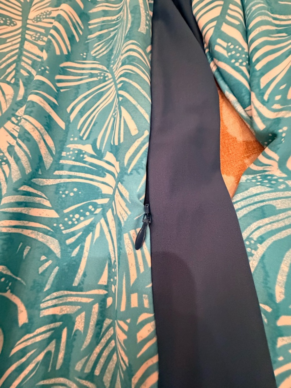 UV SKINZ 2 PIECE SET,SIZE 2X SHORTS NWT, RASHGUARD  NEW NO TAG, AQUA BLUE/WHITE. - Picture 10 of 15